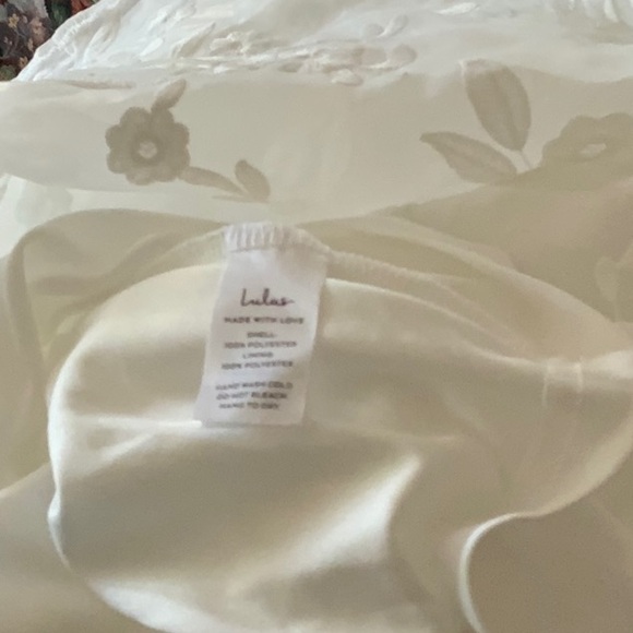 Lulu’s Ethereal Perfection White Organza Embroidered Flowers Bridal Bustier S - Picture 8 of 11